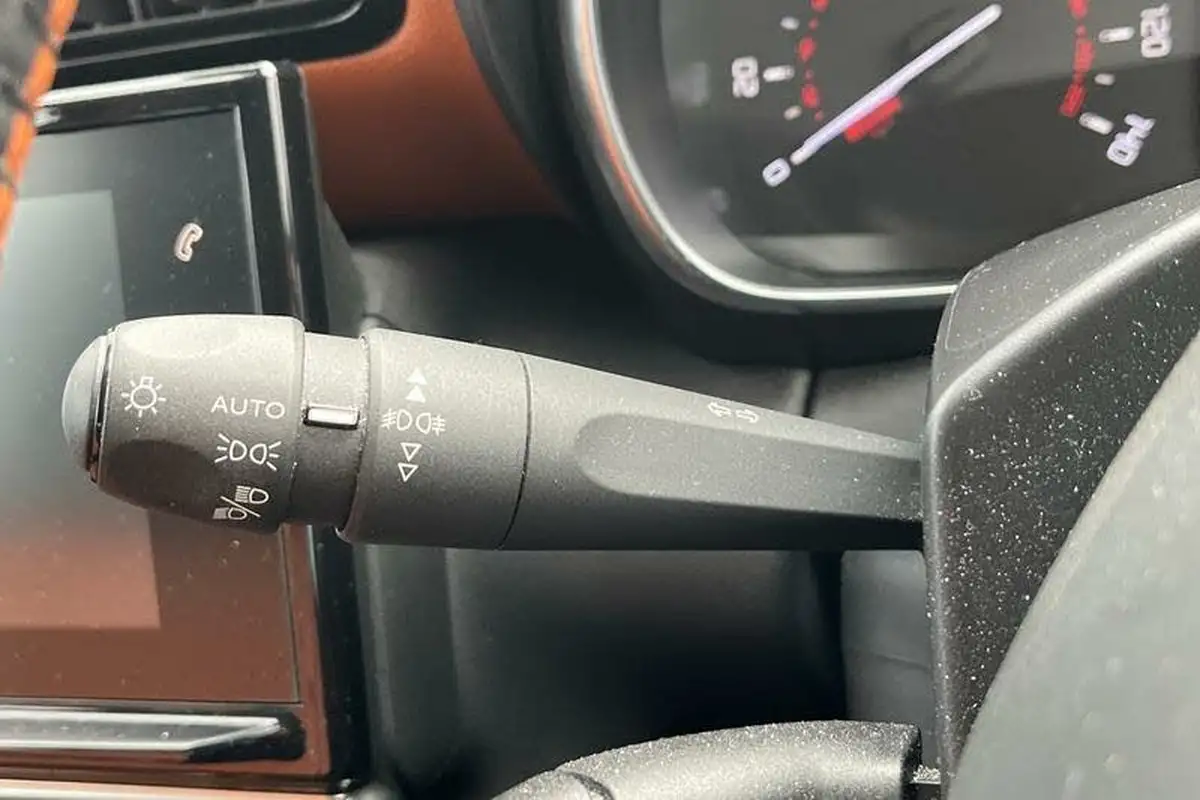 2019-citroen-c3-aircross-12-puretech-flair-82ps-big-26