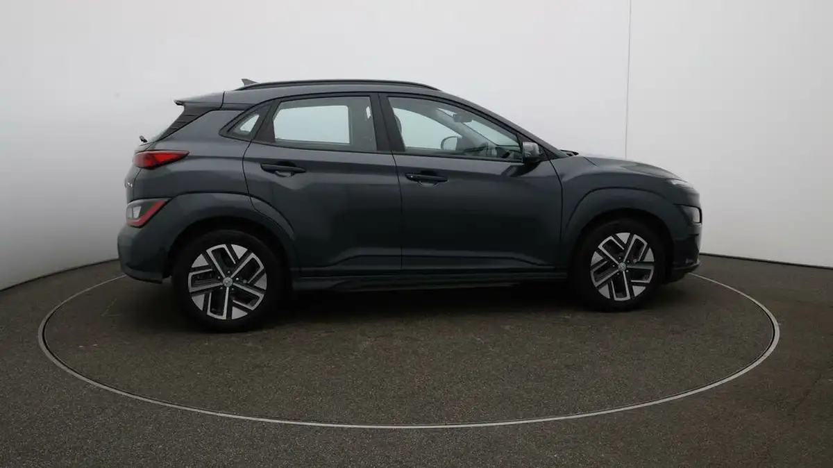 2022-hyundai-kona-e-se-connect-big-8