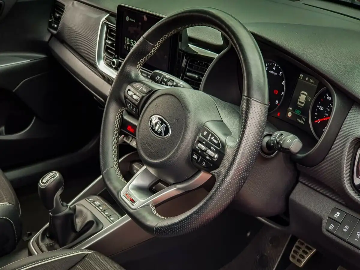 2021-kia-stonic-10-t-gdi-gt-line-s-big-7