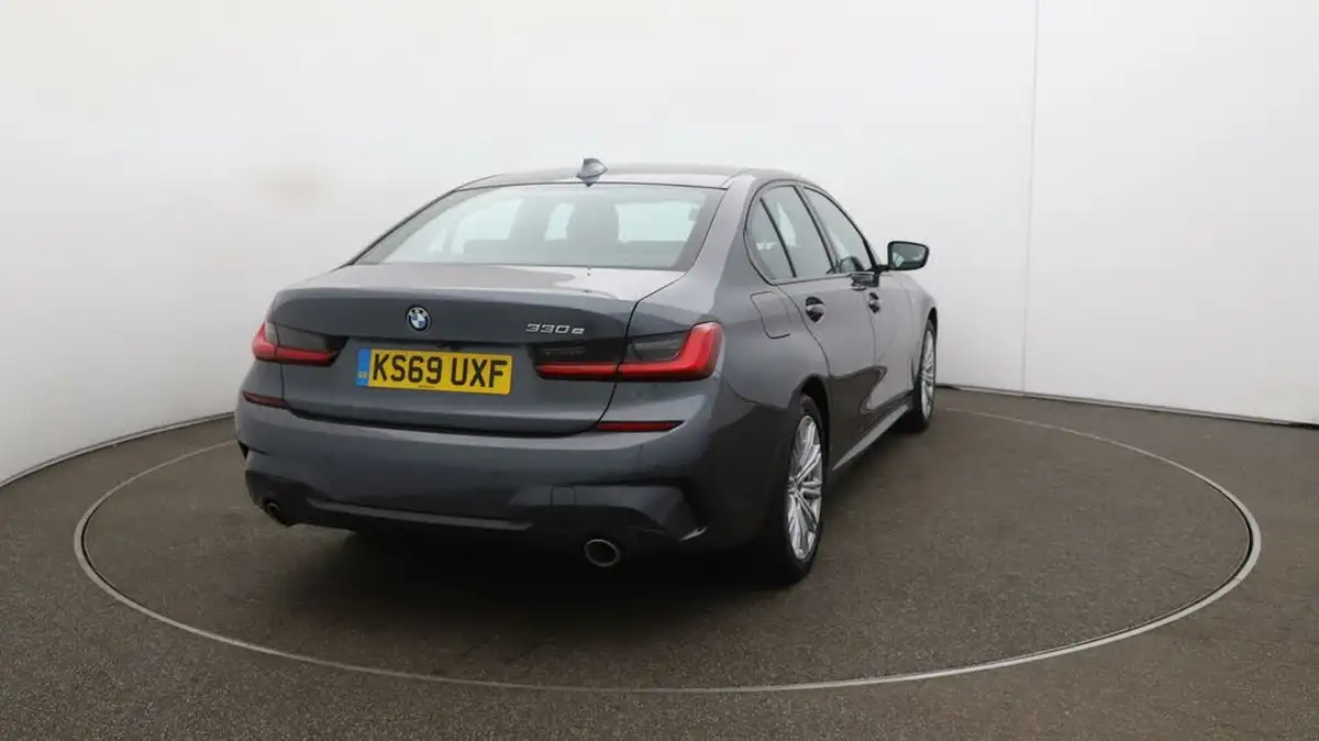 2019-bmw-3-series-20-330e-m-sport-plus-pack-big-55