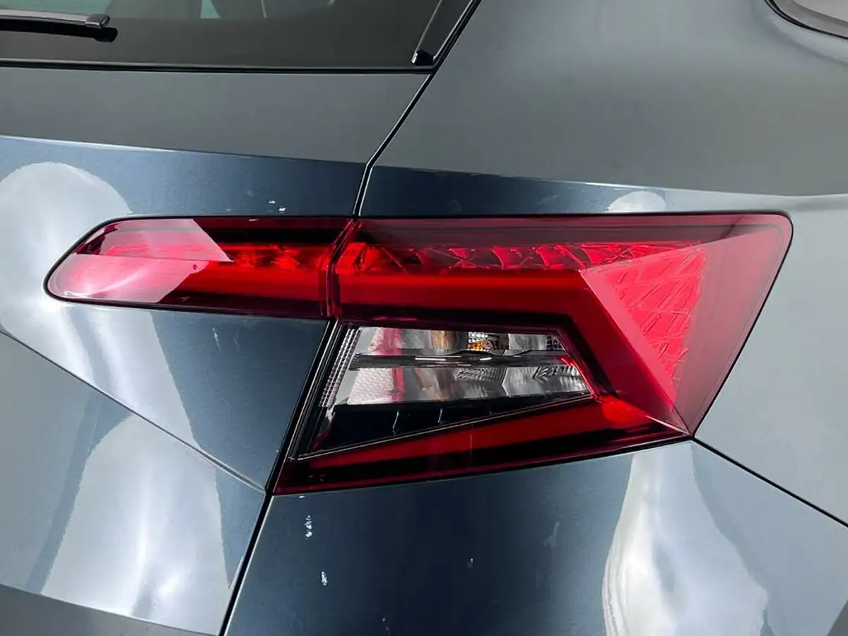 2021-skoda-karoq-15-tsi-se-drive-dsg-big-7