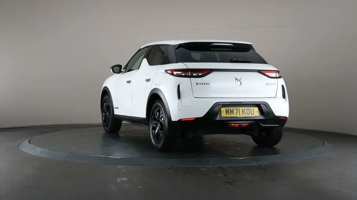 2021-ds-ds-3-crossback-e-tense-performance-line-big-55