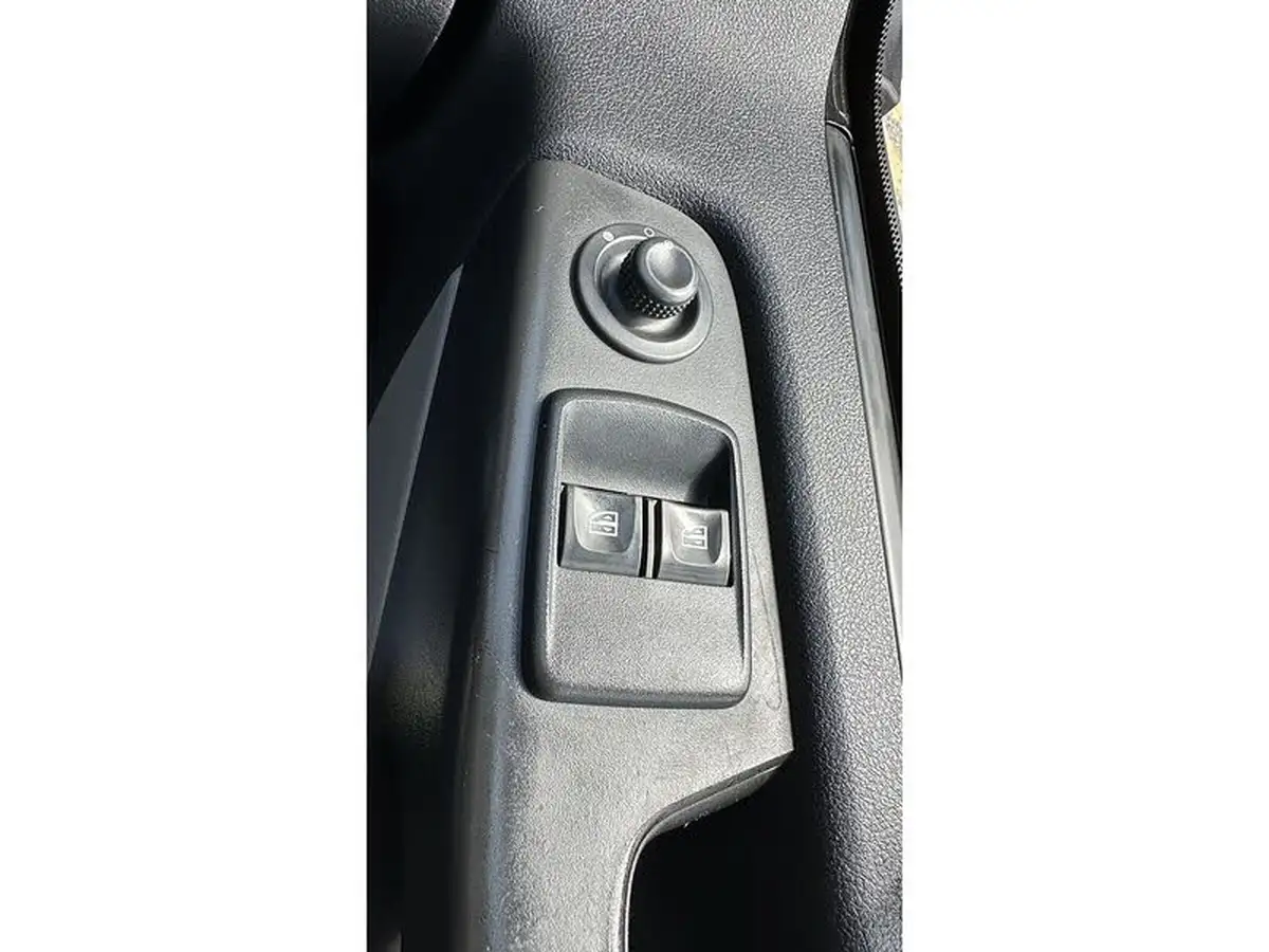 2018-renault-trafic-16dci-ll29-125-sport-nav-energy-125-e6-panel-van-big-50