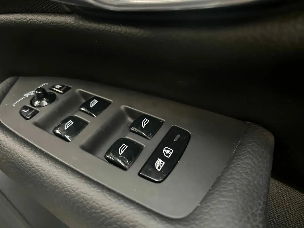 2020-volvo-xc90-20td-b5-momentum-big-11