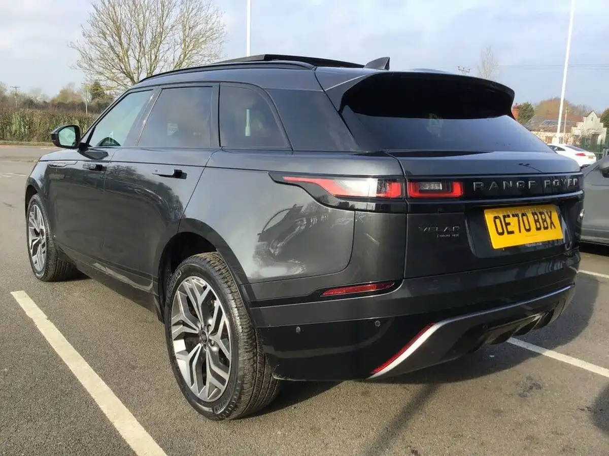 2020-land-rover-range-rover-velar-20-d240-r-dynamic-hse-big-4