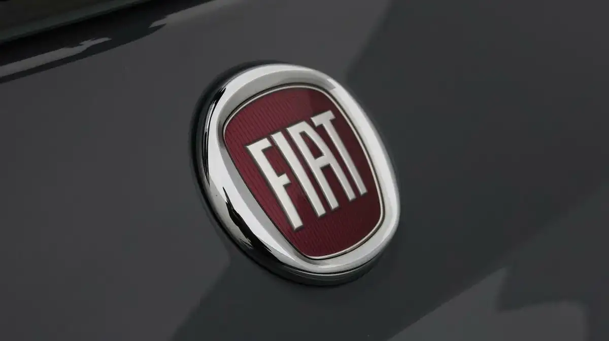 2020-fiat-500-10-launch-edition-big-19