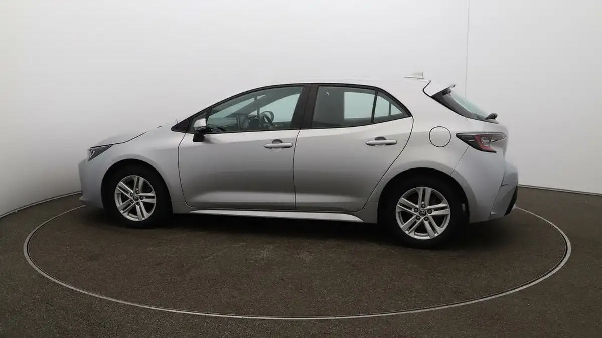 2022-toyota-corolla-18-vvt-i-icon-120bhp-trk-hatchback-5d-big-57