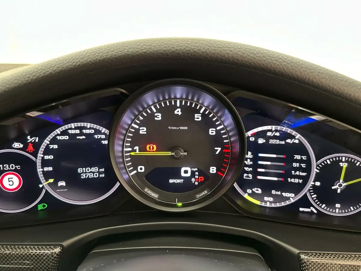 2017-porsche-panamera-29-v6-4-e-hybrid-sport-turismo-big-18