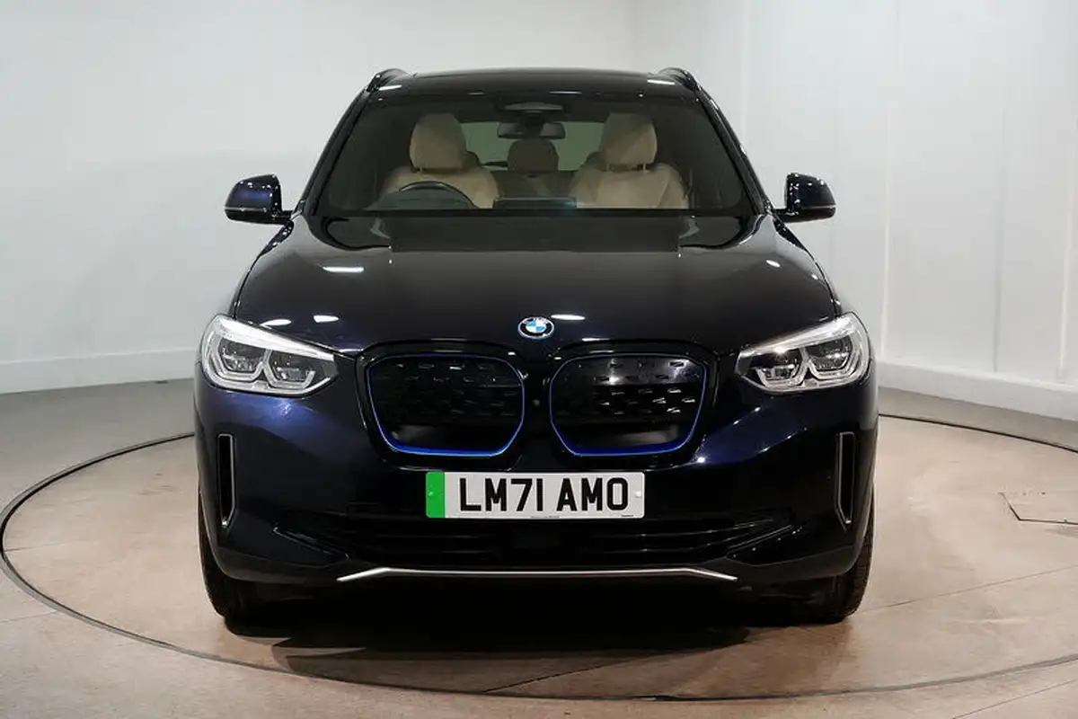 2022-bmw-ix3-e-premier-edition-pro-big-2