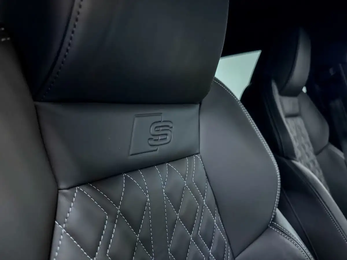 2022-audi-s3-20-tfsi-sportback-5d-big-25