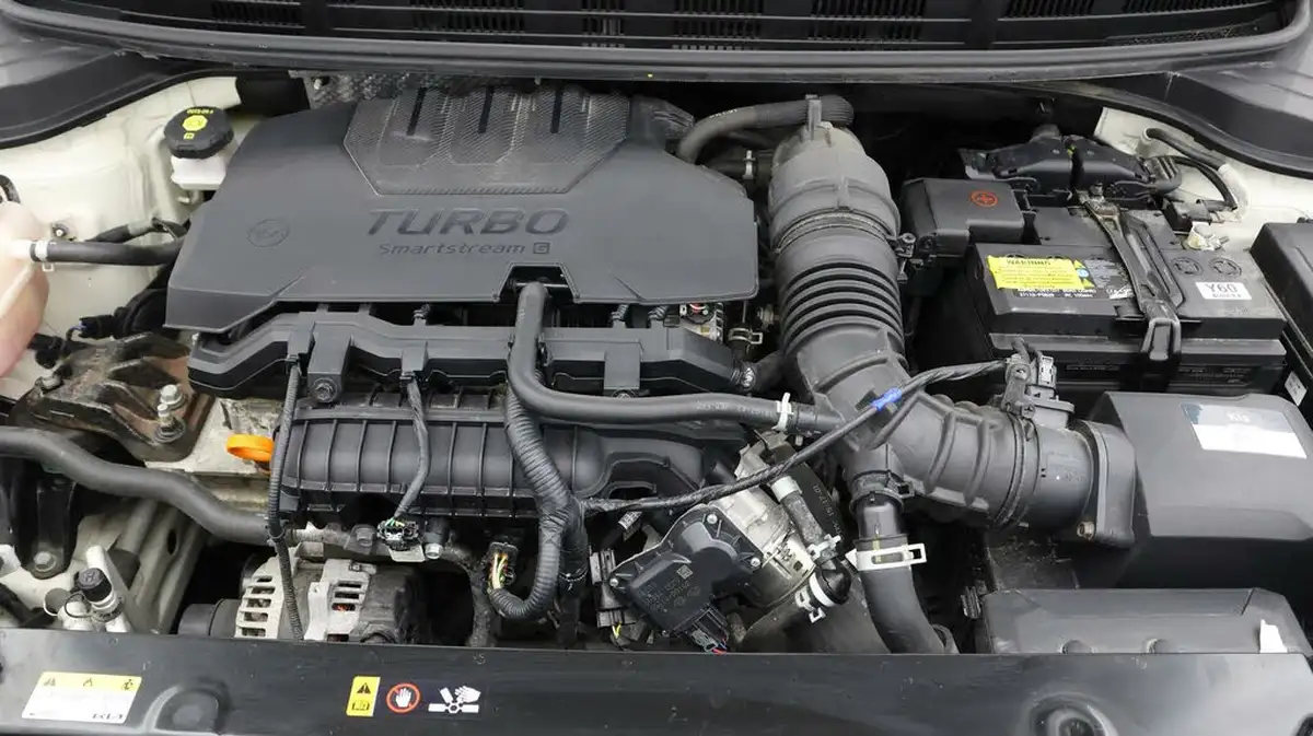 2022-kia-stonic-10-t-gdi-2-big-18