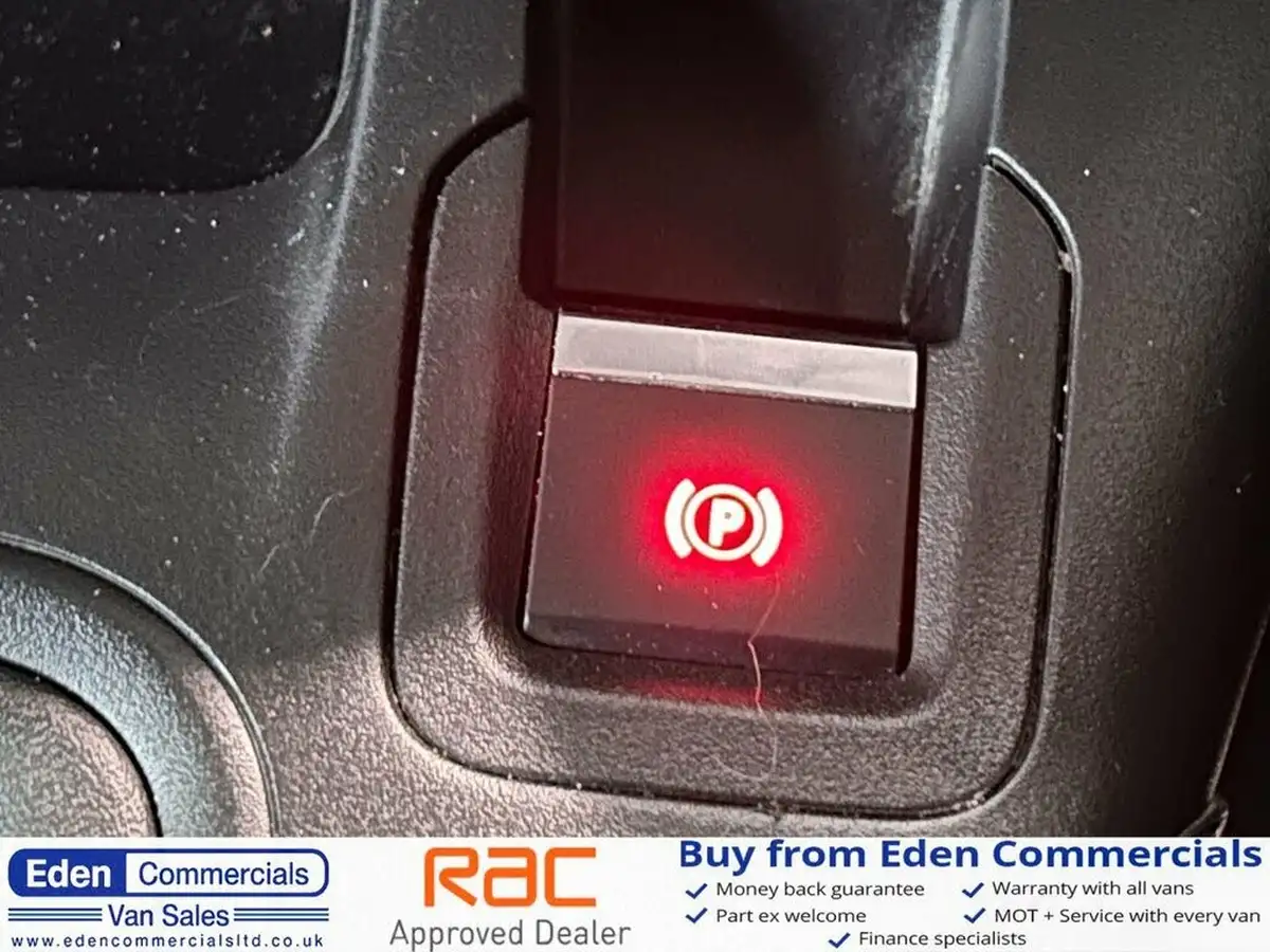 2021-citroen-berlingo-15bluehdi-1000-enterprise-100pseu6dt-e-ss-panel-big-18