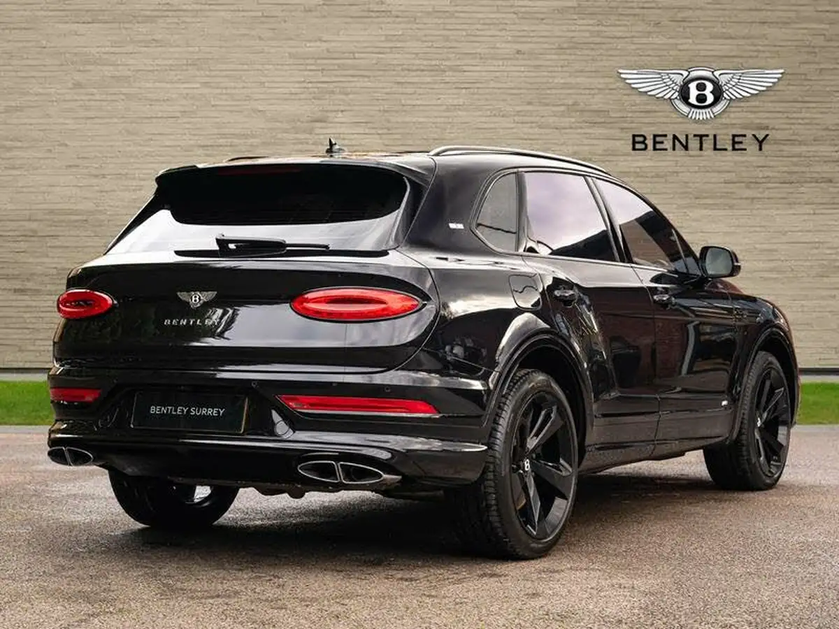 2019-bentley-bentayga-40-v8-big-2