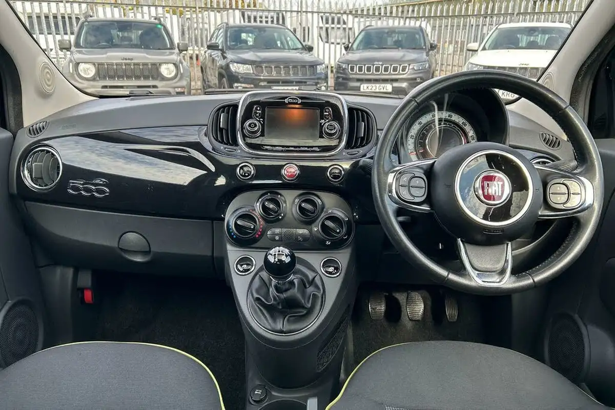 2016-fiat-500-12-lounge-big-8