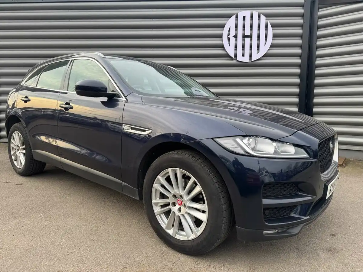 2018-jaguar-f-pace-20-i4d-prestige-180ps-auto-big-0