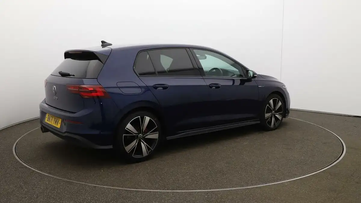 2022-volkswagen-golf-20tdi-gtd-big-45