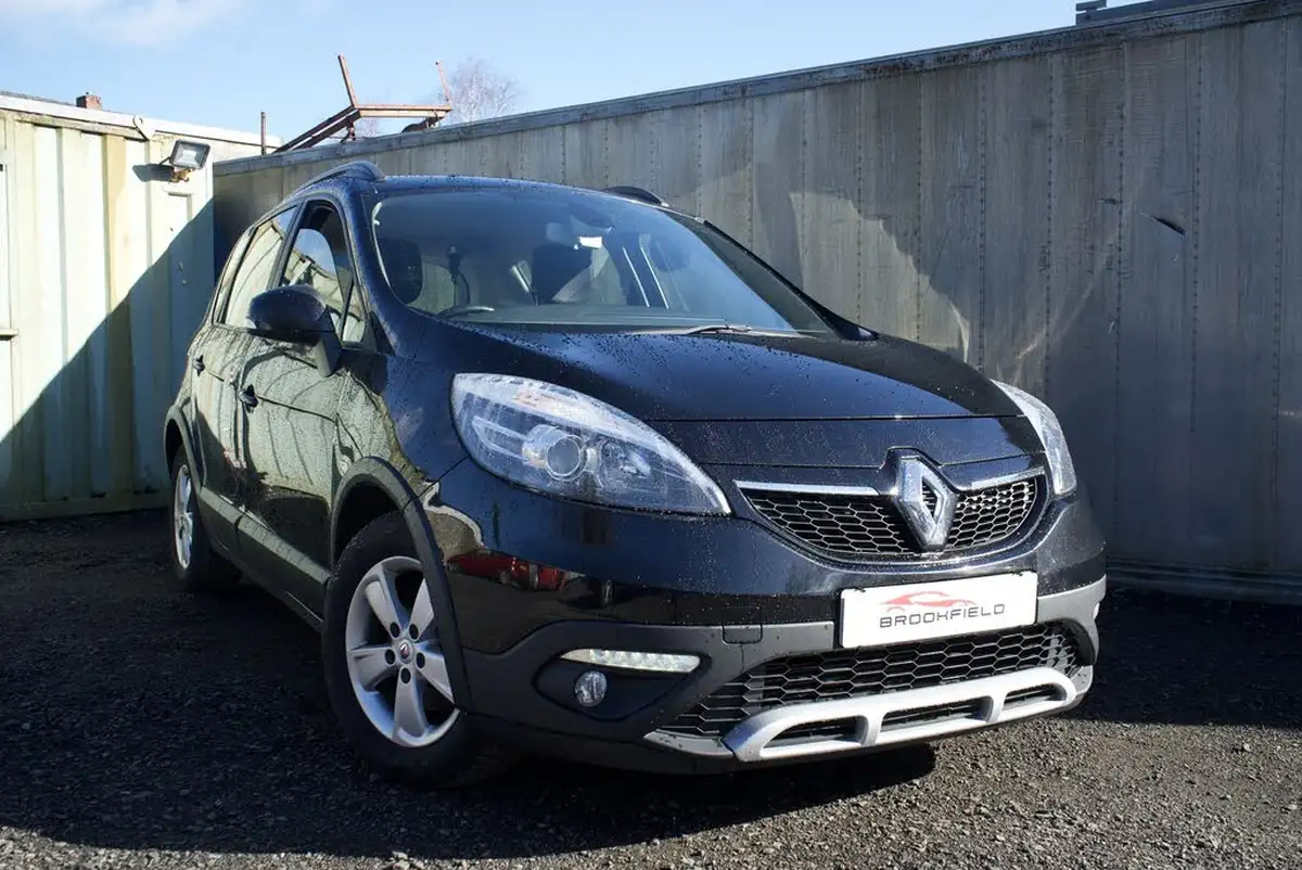 2015-renault-scenic-xmod-15dci-dynamique-nav-energy-ss-big-1