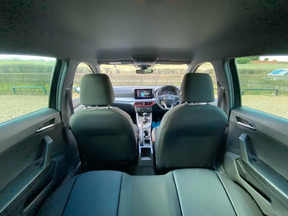 2021-seat-arona-10-tsi-fr-110ps-big-30