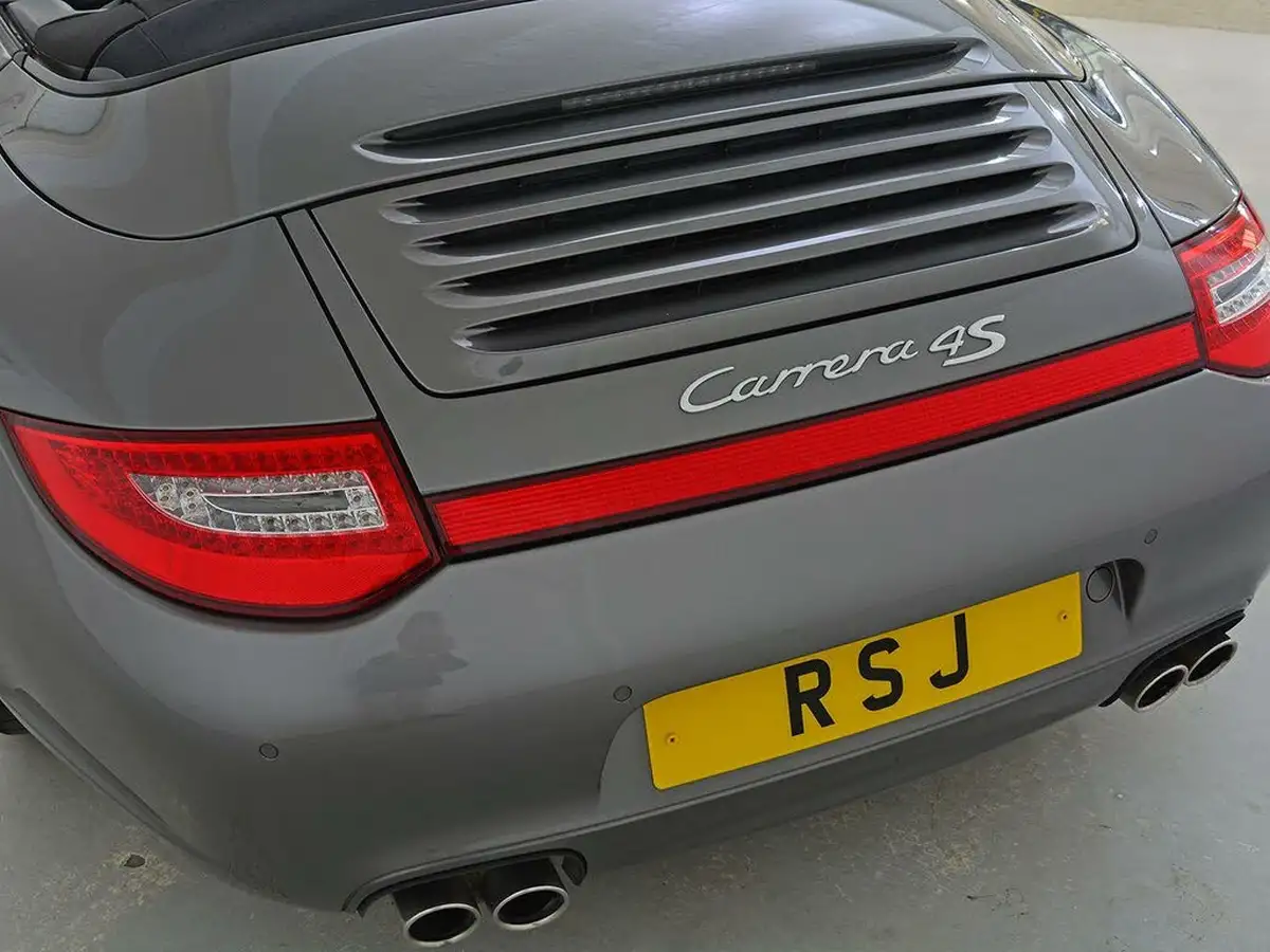 2009-porsche-911-38-carrera-4-s-cabriolet-3800cc-pdk-big-12