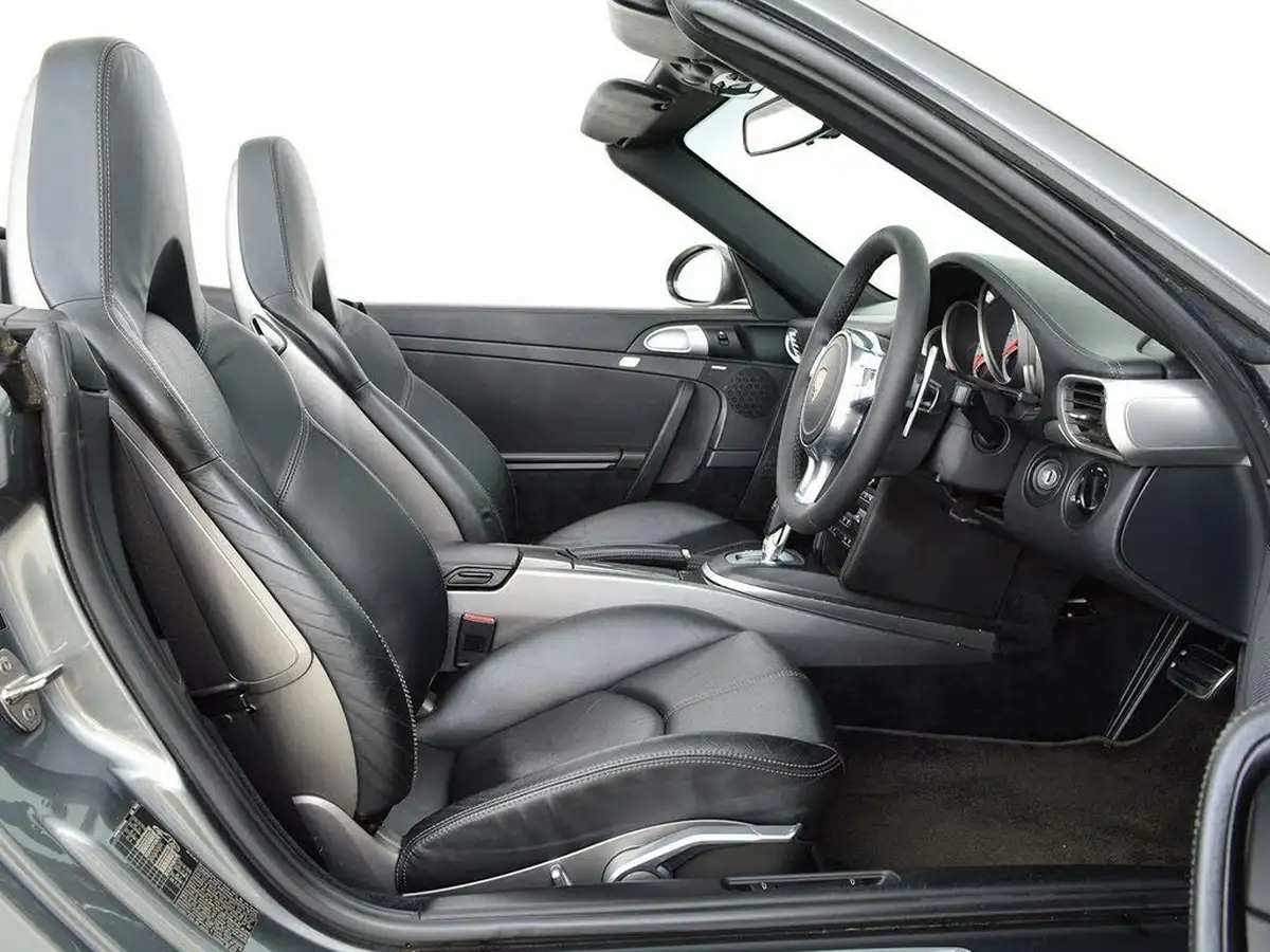 2009-porsche-911-38-carrera-4-s-cabriolet-3800cc-pdk-big-8