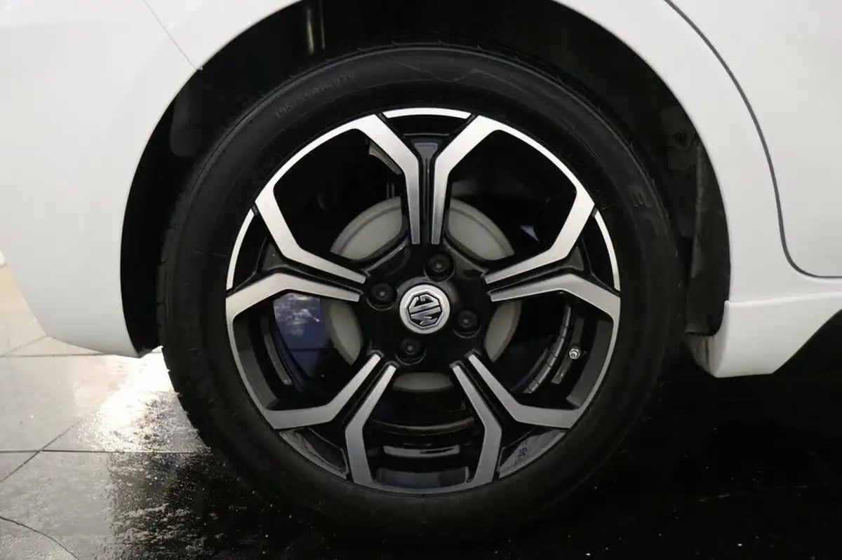 2023-mg-mg3-15-vti-tech-exclusive-nav-big-31