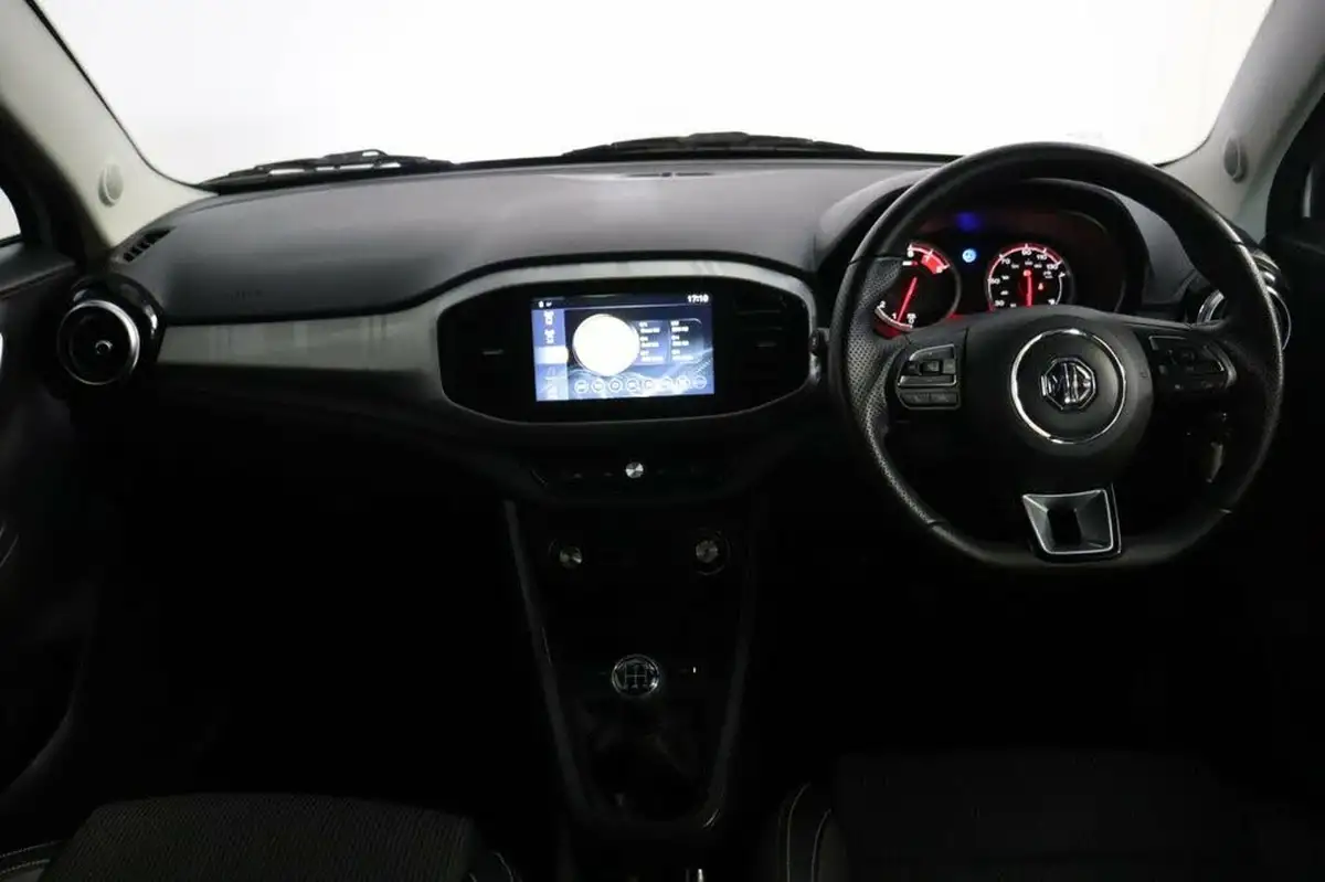2023-mg-mg3-15-vti-tech-exclusive-nav-big-7