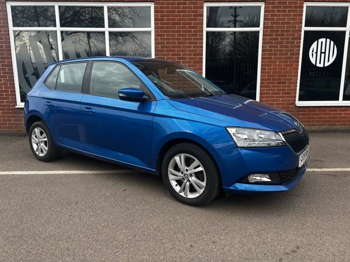 2019-skoda-fabia-10-tsi-se-109ps-hatchback-dsg-big-0