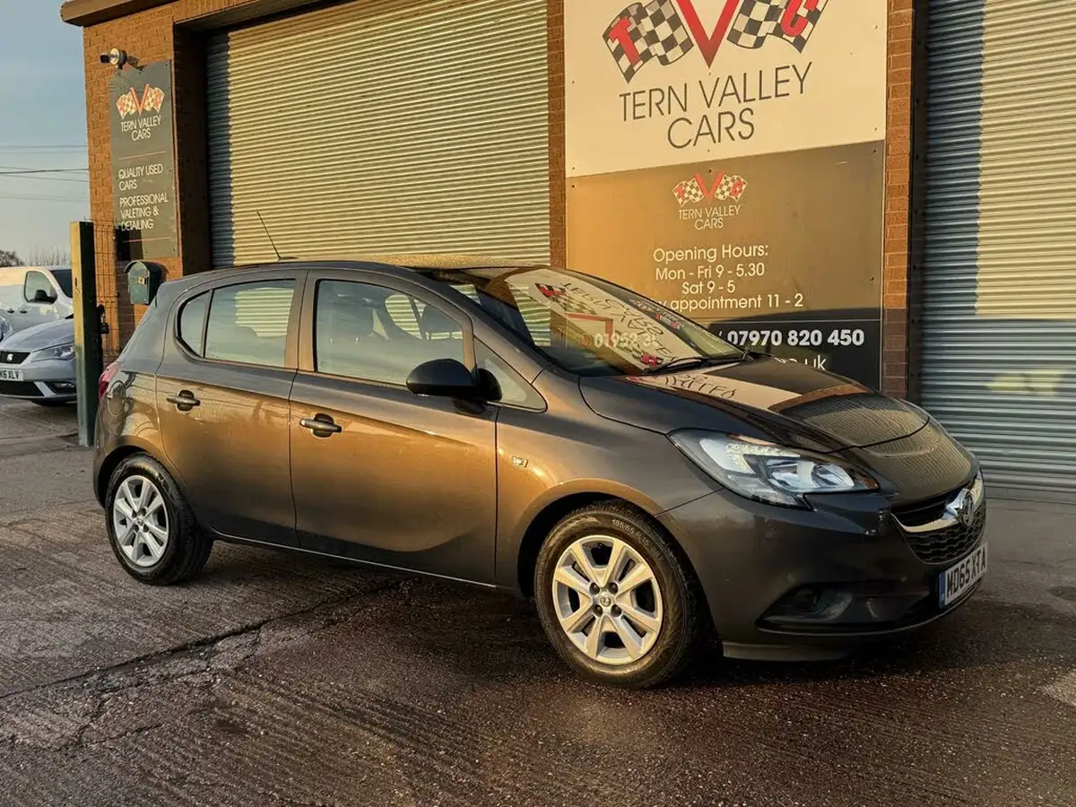 2015-vauxhall-corsa-12i-design-5d-big-15