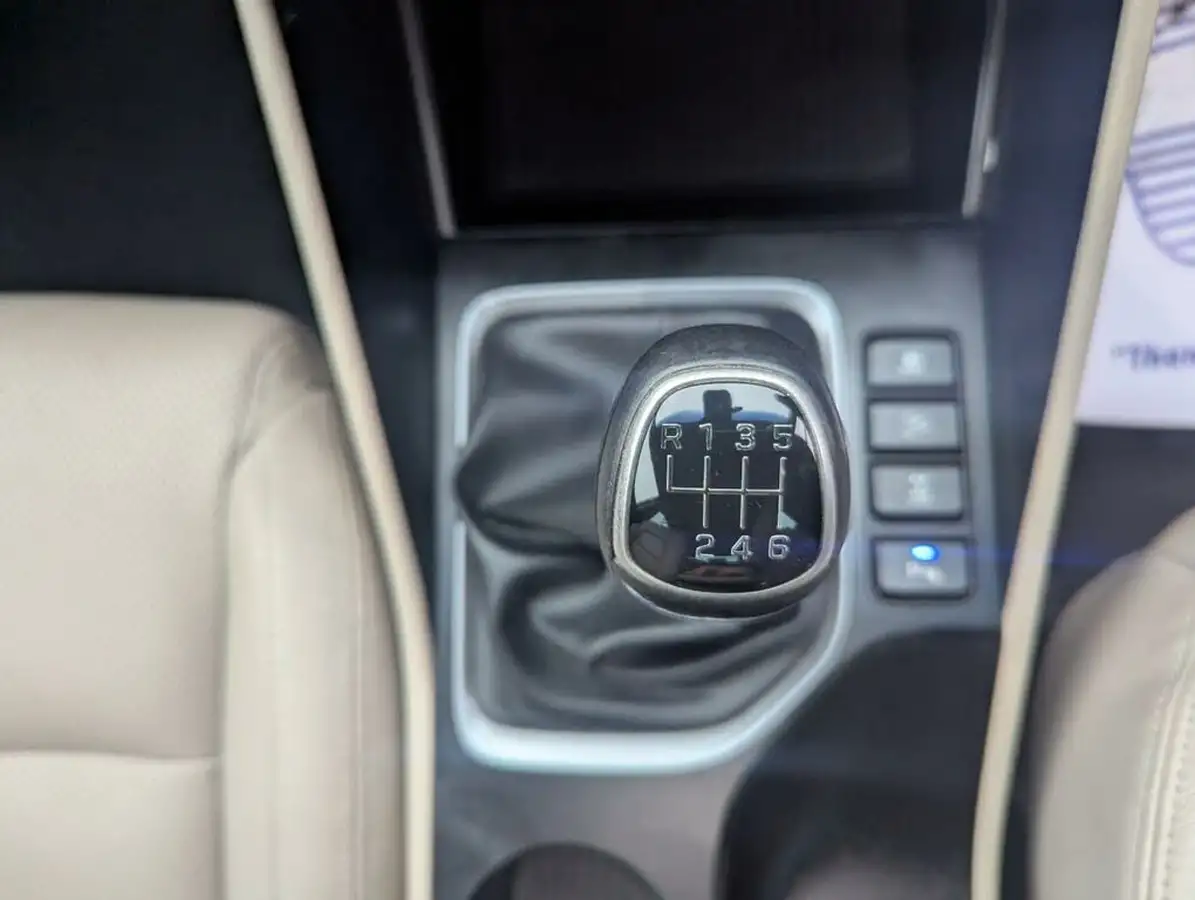 2016-hyundai-tucson-20crdi-premium-se-185ps-big-23
