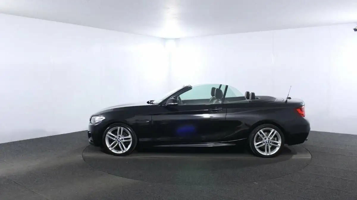2015-bmw-2-series-20td-220d-m-sport-convertible-2d-big-9