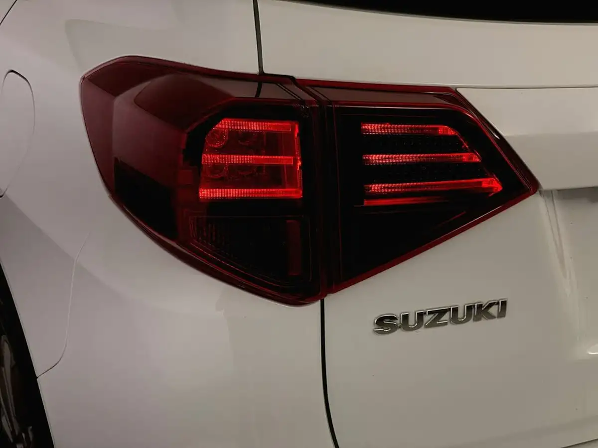 2023-suzuki-vitara-15-sz-t-big-36