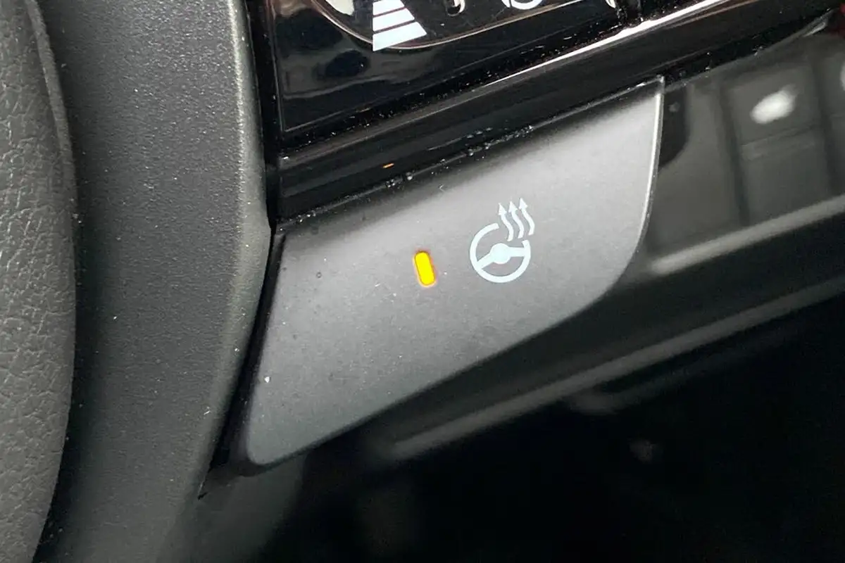 2023-honda-hr-v-15-i-mmd-advance-style-big-29