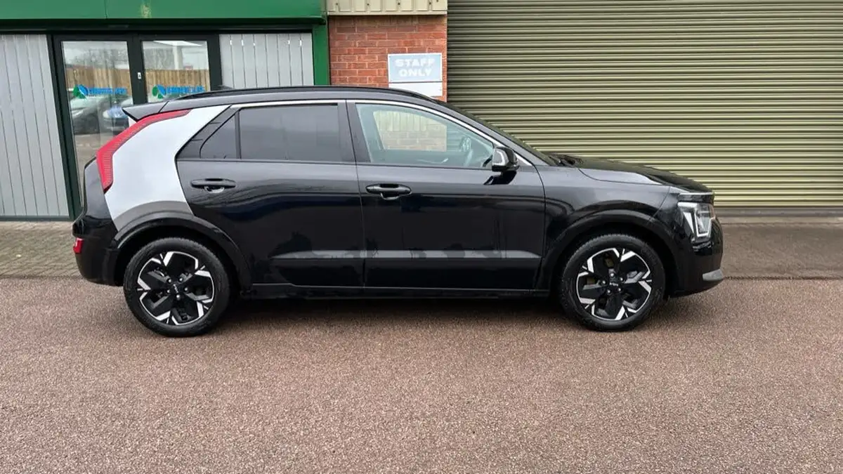 2023-kia-niro-ev-e-4-big-22