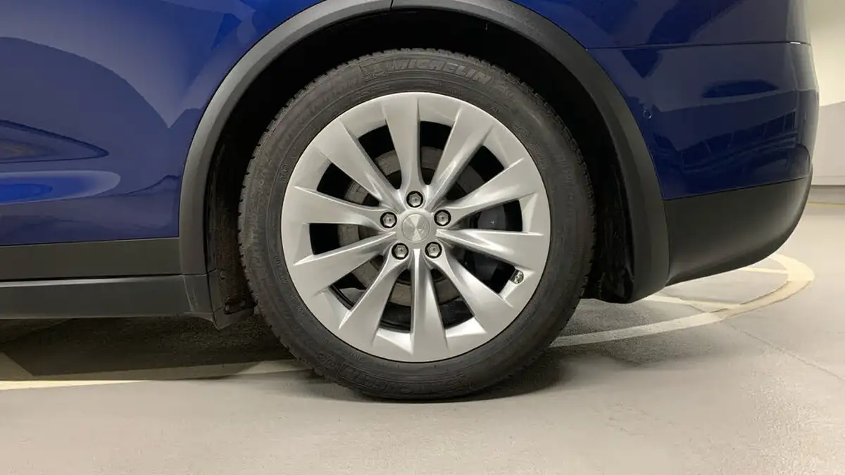 2018-tesla-model-x-e-75d-big-14