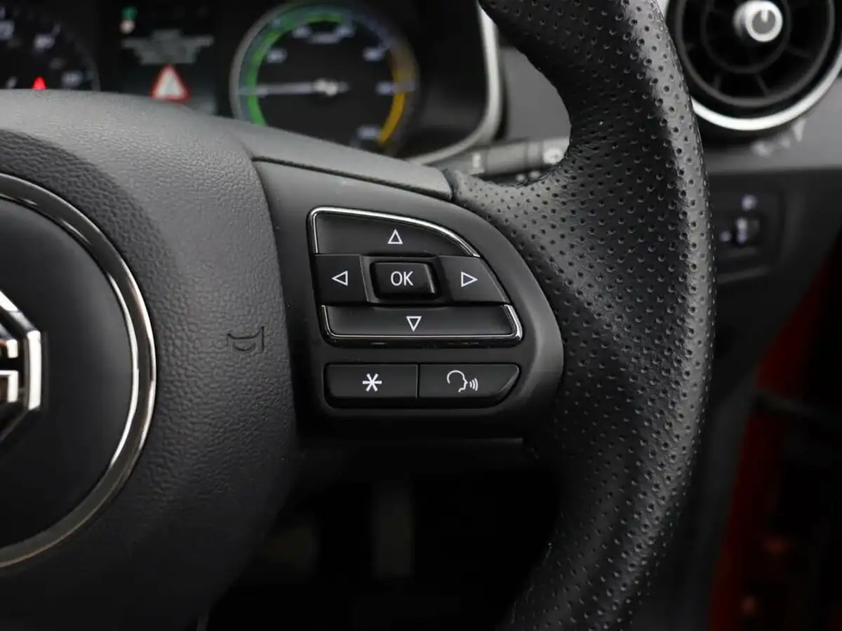 2021-mg-zs-suv-e-excite-ev-big-21