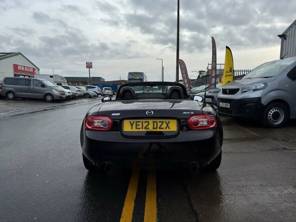 2012-mazda-mx-5-18-venture-edition-big-28