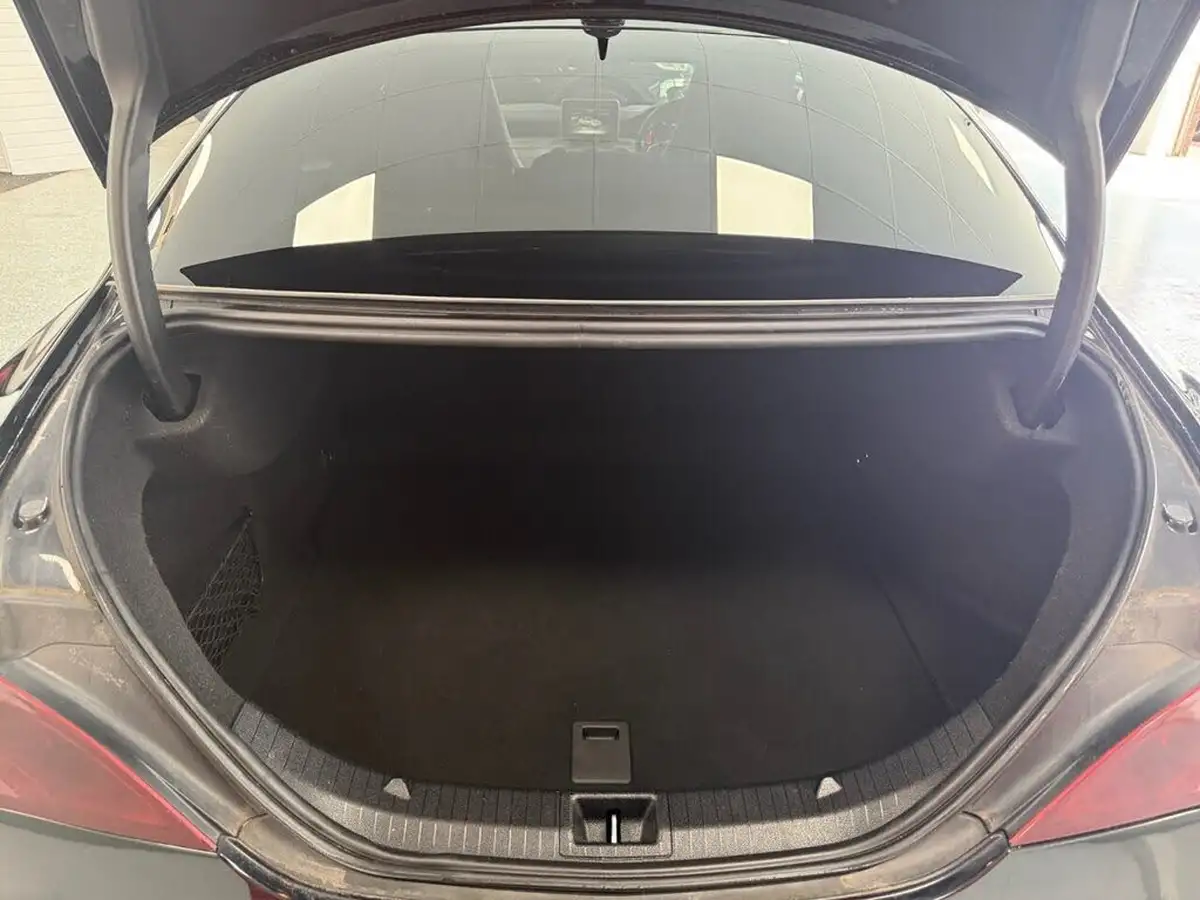 2016-mercedes-benz-cla-21d-cla-200-sport-ss-coupe-4d-7g-dct-big-8