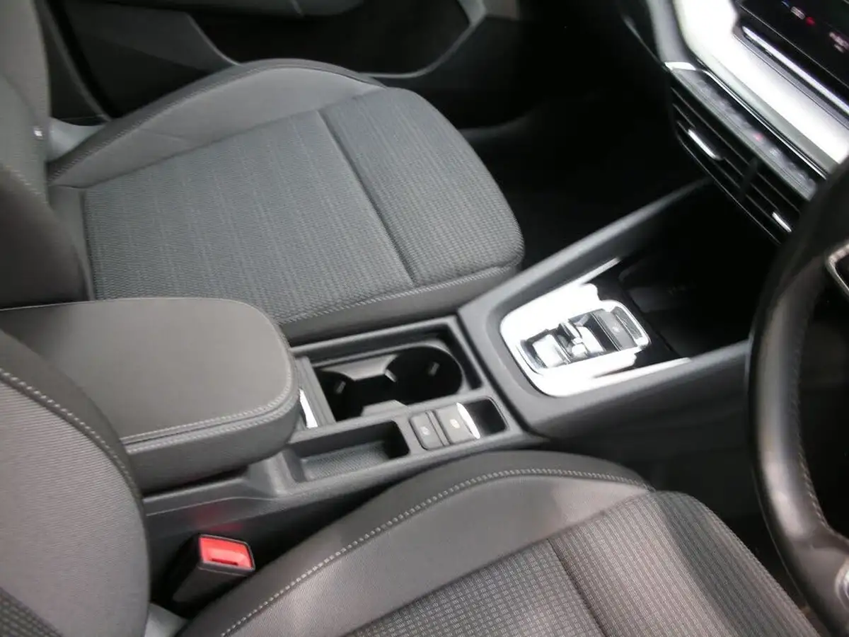 2021-skoda-octavia-14-tsi-se-technology-estate-big-11