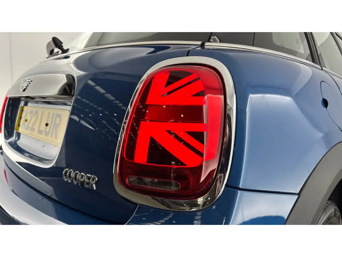 2022-mini-cooper-15-cooper-classic-hatchback-5d-auto-big-24