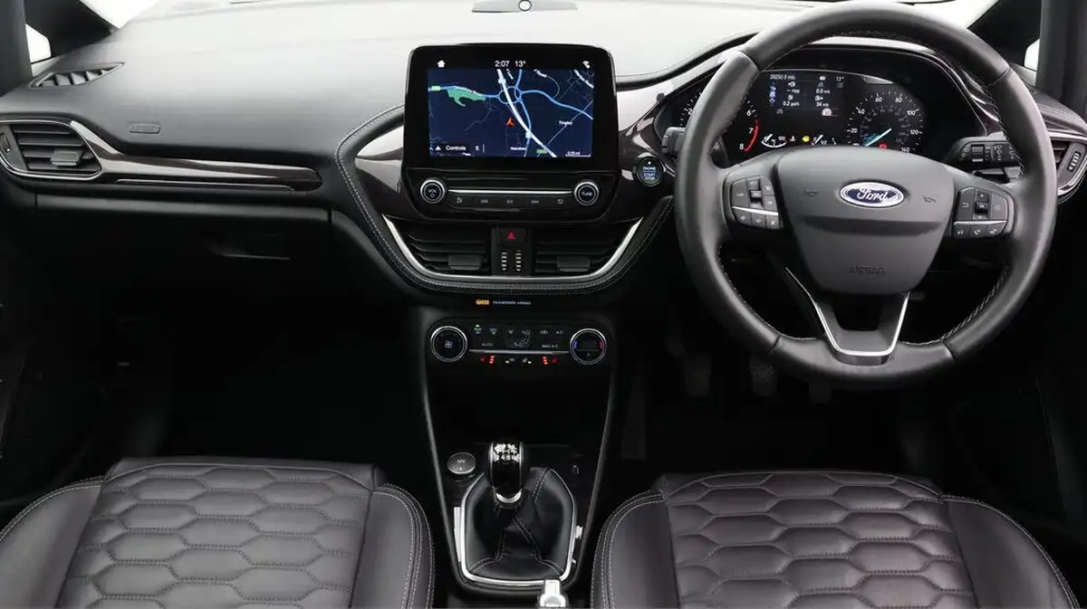 2019-ford-fiesta-10t-vignale-125ps-5d-big-13