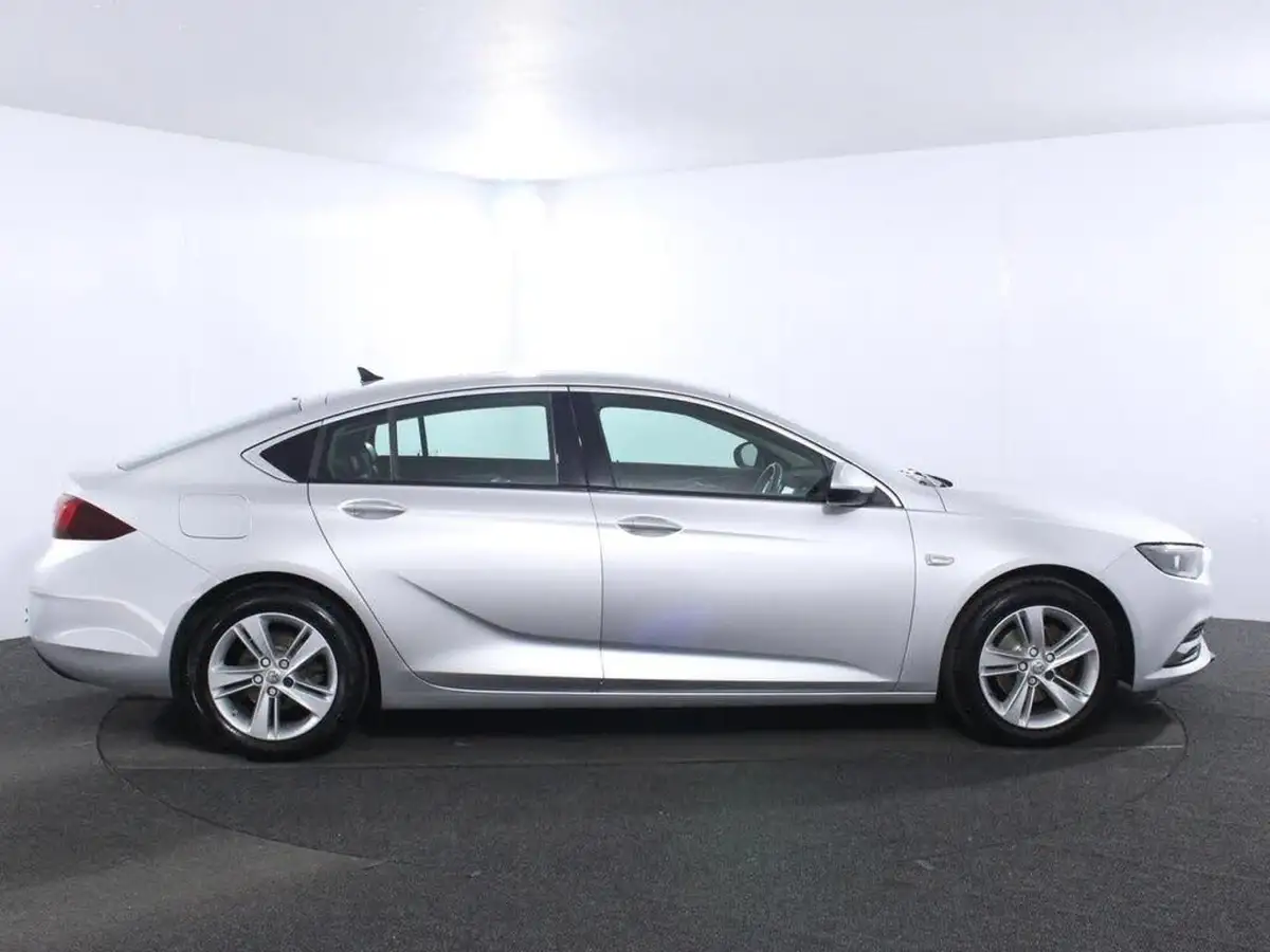 2020-vauxhall-insignia-grand-sport-16td-tech-line-nav-136ps-big-7