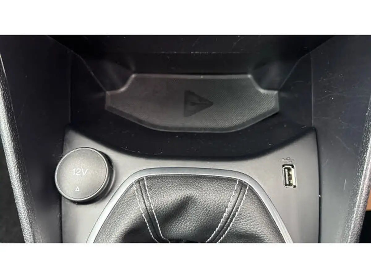 2023-ford-fiesta-10t-titanium-100ps-big-25