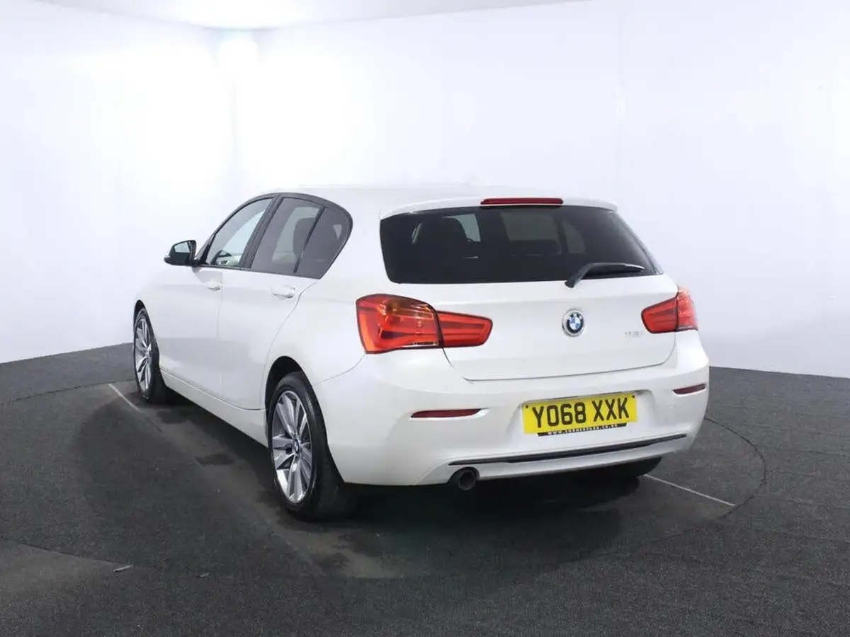 2018-bmw-1-series-15-118i-sport-5d-big-4