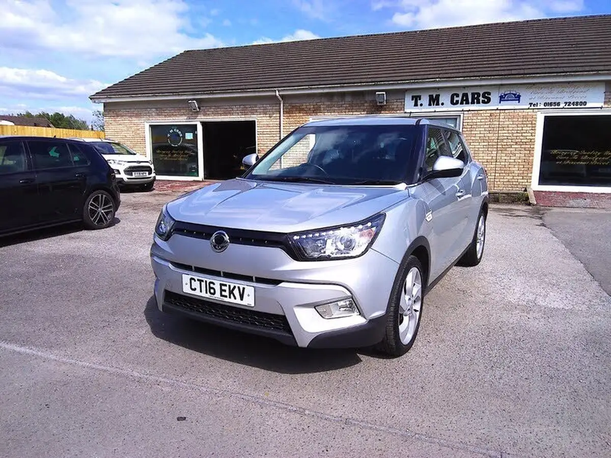 2016-kgm-ssangyong-tivoli-16td-ex-big-1
