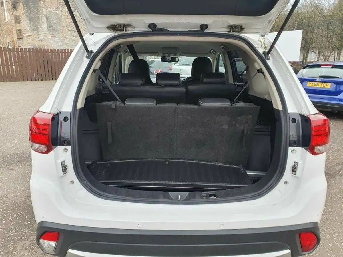 2016-mitsubishi-outlander-22di-d-gx3-7st-auto-big-6