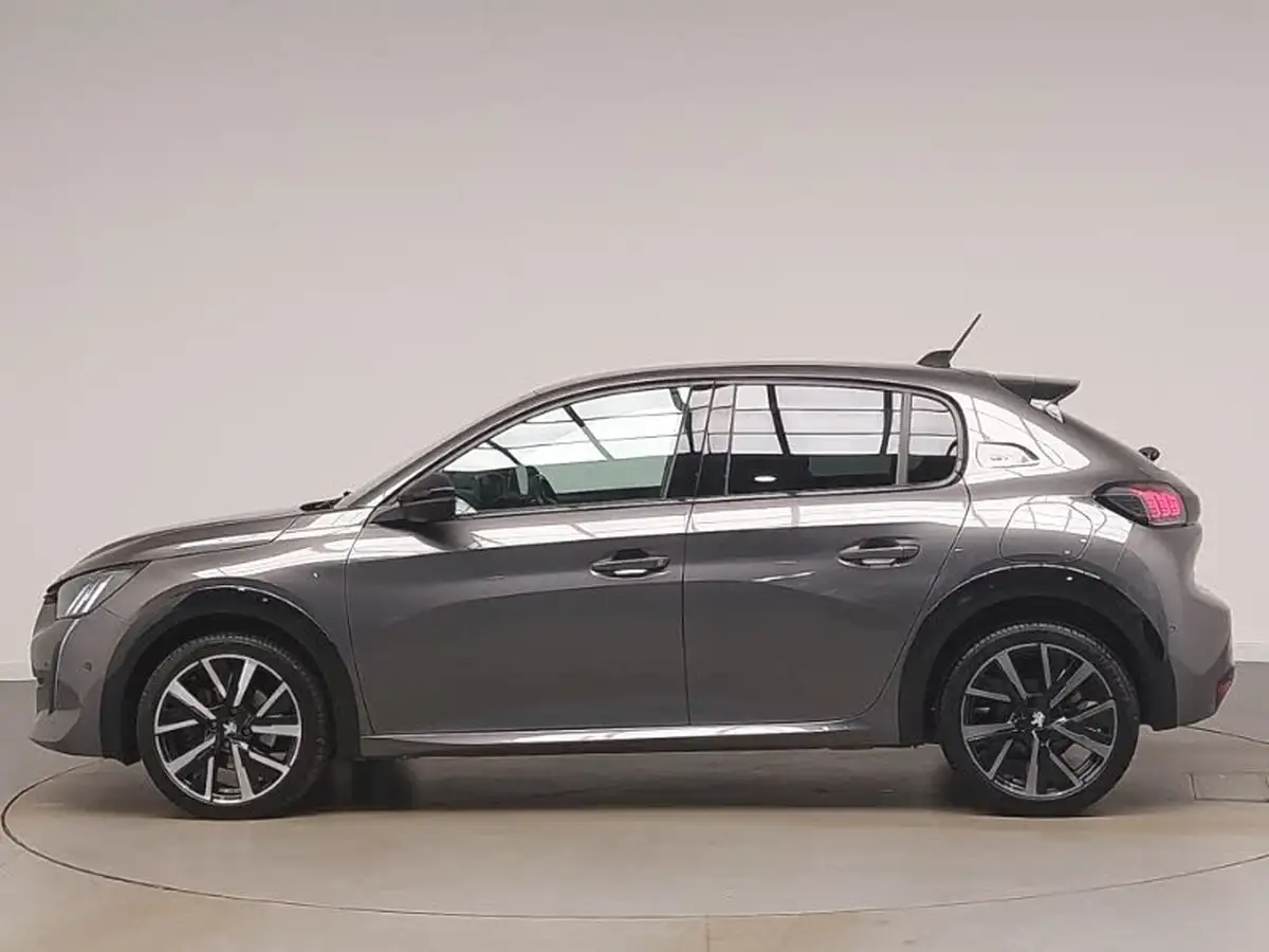 2022-peugeot-208-12-puretech-gt-premium-100bhp-big-3