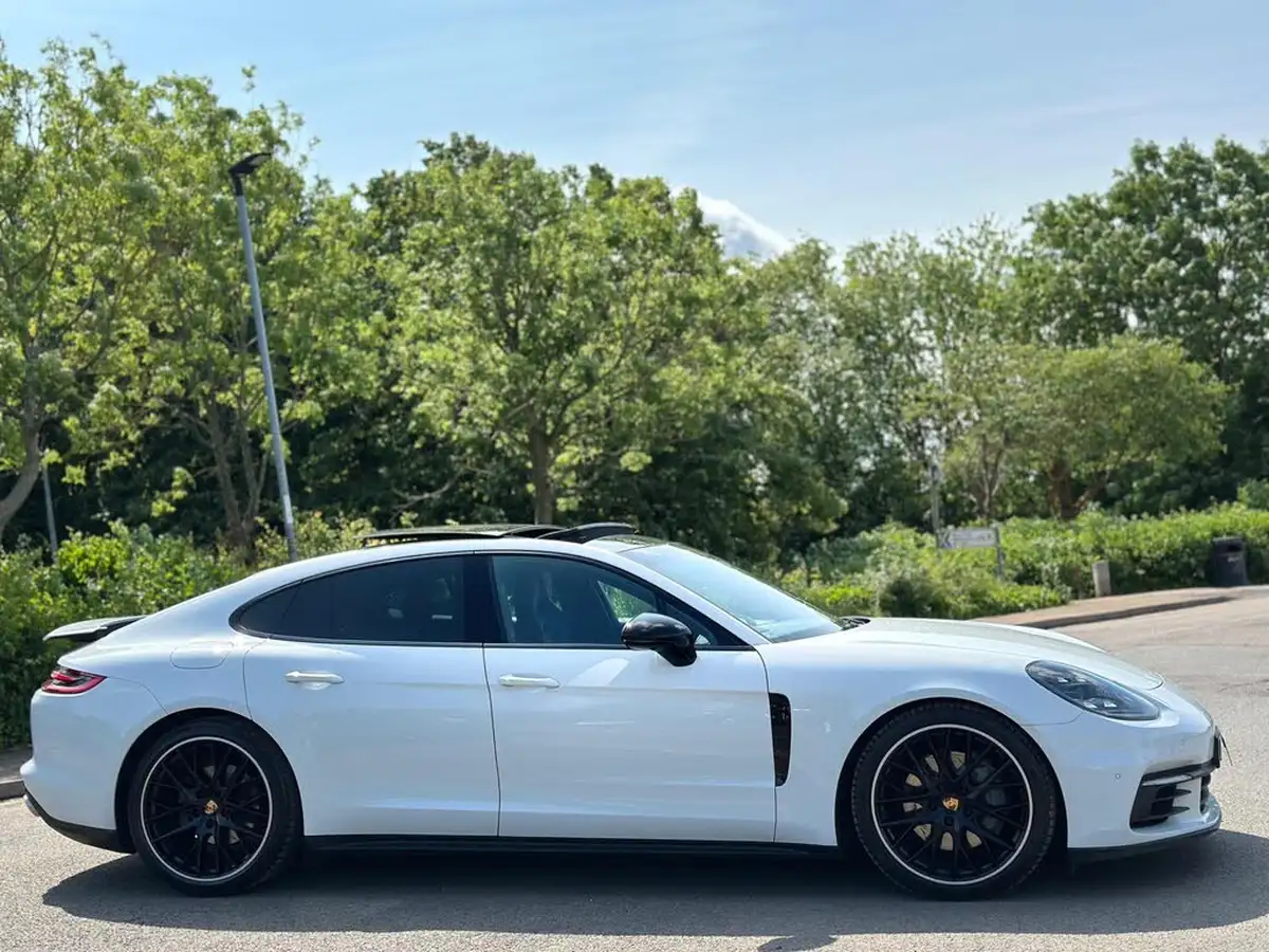 2017-porsche-panamera-40-v8-4s-diesel-422ps-sport-turismo-big-12