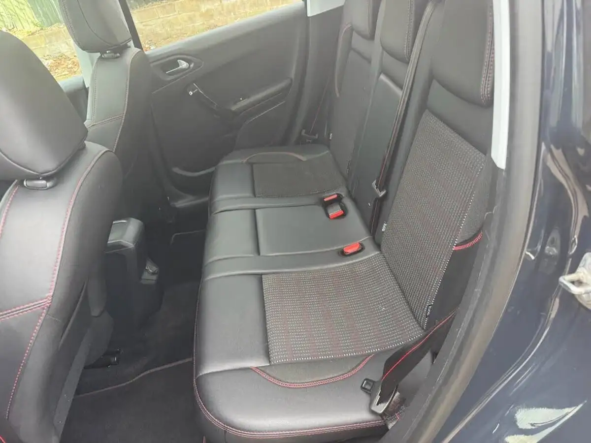 2017-peugeot-2008-suv-16bluehdi-gt-line-120bhp-ss-big-16