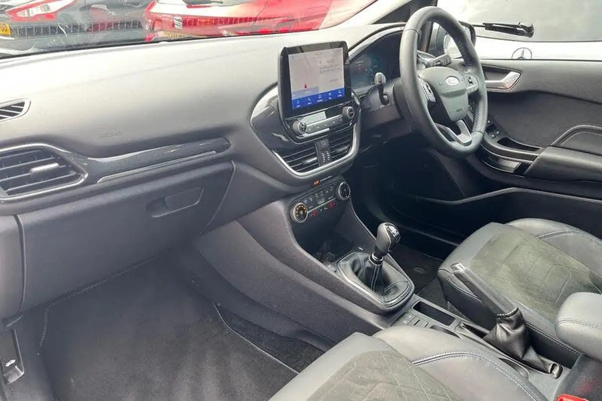 2023-ford-fiesta-10t-active-x-100ps-big-17