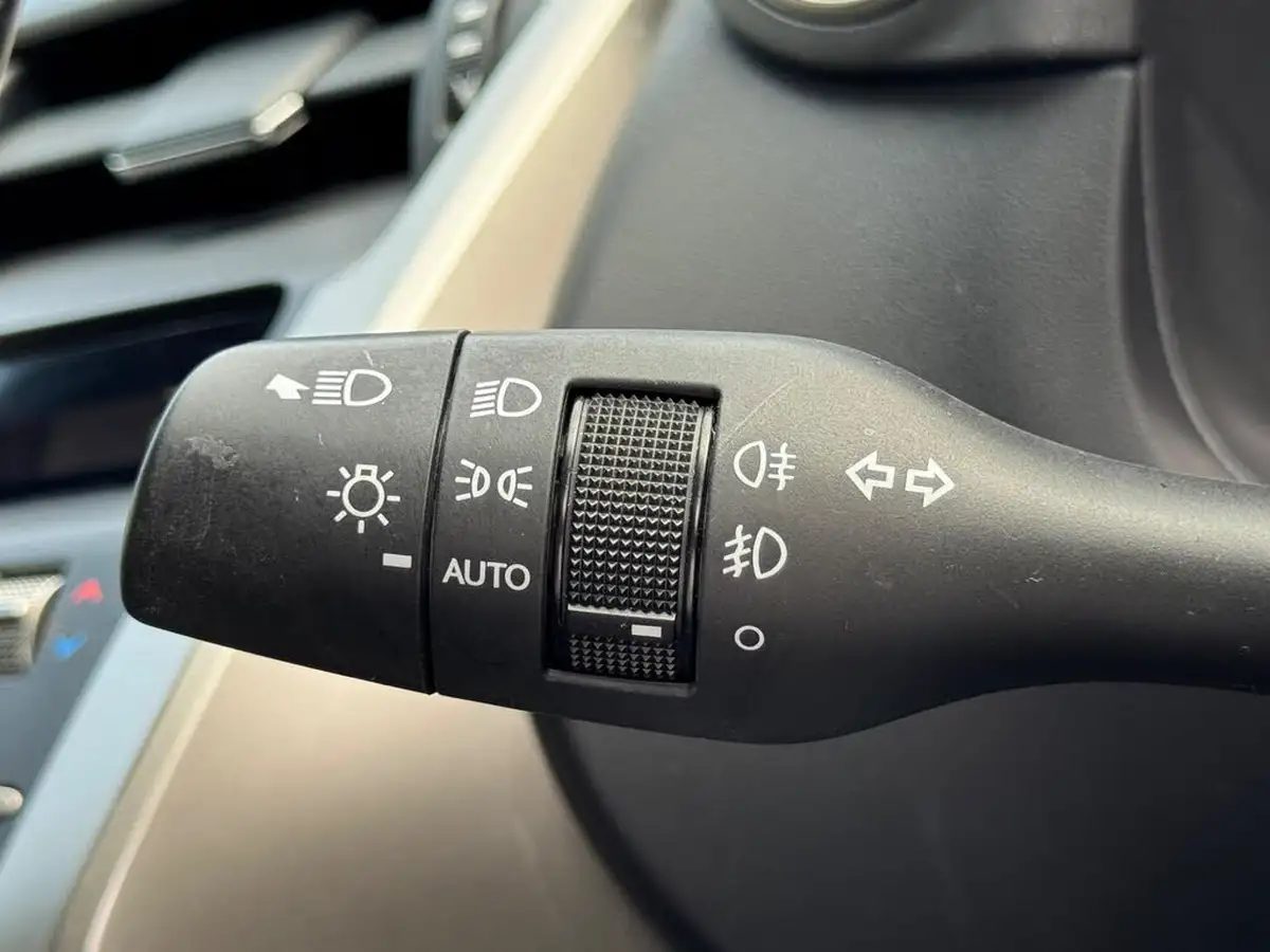 2021-lexus-nx-300h-25-f-sport-takumi-packpanroof-big-23